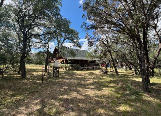 Property at 1127 Whitetail Dr, Dripping Springs, TX 78620, 3 beds, 2 baths