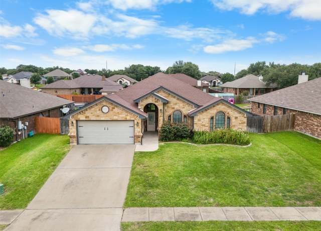 Property at 6105 Flat Slate Dr, Killeen, TX 76542, 4 beds, 2.5 baths
