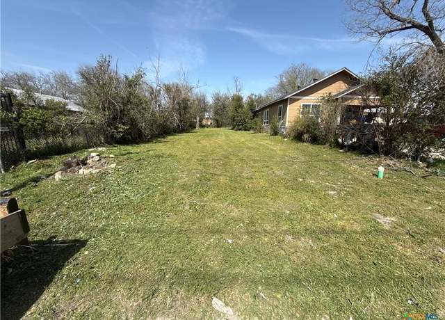 Property at 918 East Ave, Temple, TX 76504