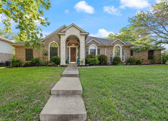 Property at 11800 Yarbrough Dr, Austin, TX 78748, 4 beds, 2.5 baths