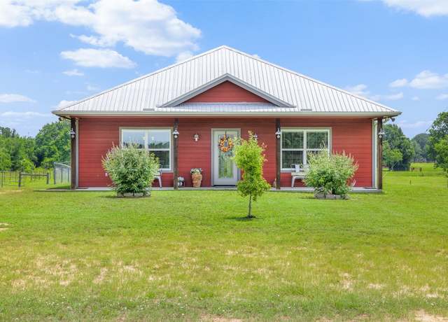 Property at 1122 County Road 344 Rd, Lexington, TX 78947, 3 beds, 2 baths