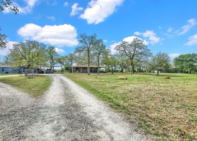 Property at 2239 County Road 434 Loop, Rockdale, TX 76567, 3 beds, 2 baths