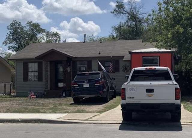 Property at 322 Menlo Blvd, San Antonio, TX 78223, 2 beds, 1 bath