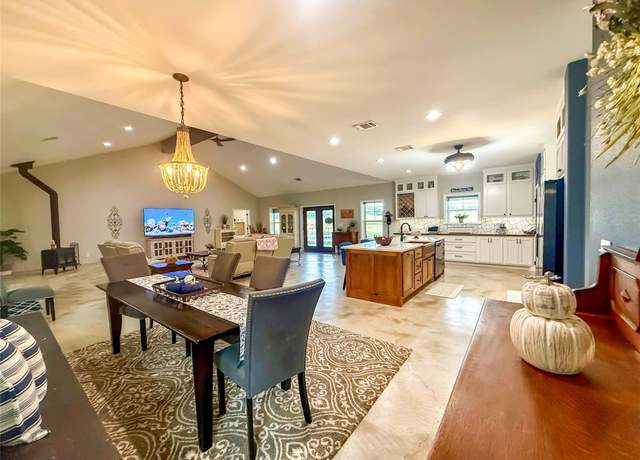 Property at 6009 County Road 326, Lexington, TX 78947, 3 beds, 3 baths