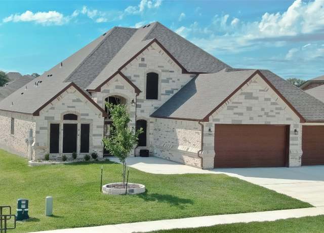 Property at 8000 Gold Dr, Killeen, TX 76542, 4 beds, 3.5 baths