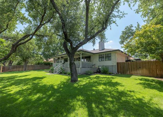 Property at 121 Copperleaf Rd, Lakeway, TX 78734, 3 beds, 2.5 baths