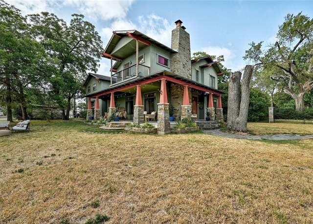Property at 2203 Lindell Ave, Austin, TX 78704, 3 beds, 2.5 baths
