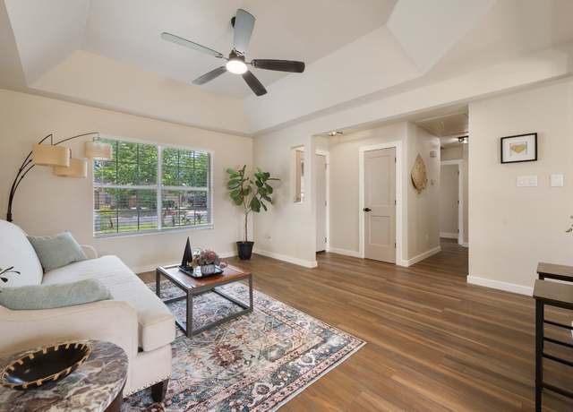 Property at 206 Jan Ln, Georgetown, TX 78626, 3 beds, 2 baths
