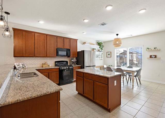 Property at 102 Tokalaun Dr, Hutto, TX 78634, 5 beds, 2.5 baths