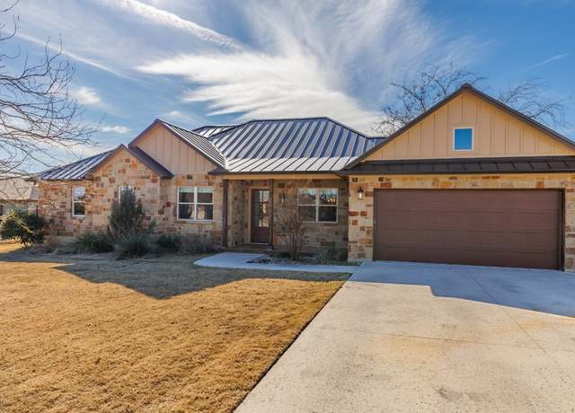 Property at 804 Four Oaks Rd, Marble Falls, TX 78654, 4 beds, 2 baths