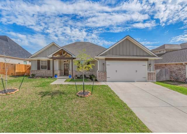 Property at 3333 Stonington Way, Bryan, TX 77808, 4 beds, 3 baths