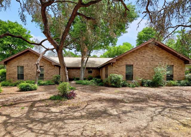 Property at 7305 Albert Rd, Austin, TX 78745, 4 beds, 4 baths