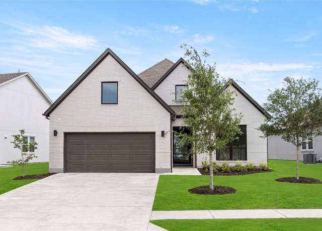 Property at 628 Hallwood Dr, Liberty Hill, TX 78642, 2 beds, 2 baths
