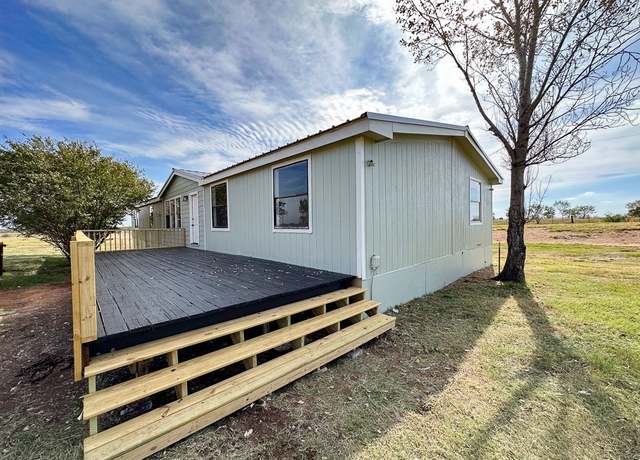 Property at 196 Wootan Ln, Llano, TX 78643, 4 beds, 2 baths