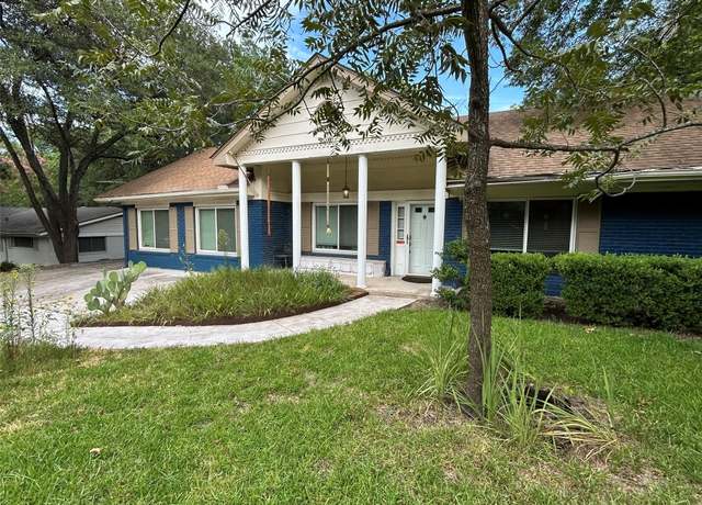 Property at 11303 Oakwood Dr, Austin, TX 78753, 5 beds, 3.5 baths
