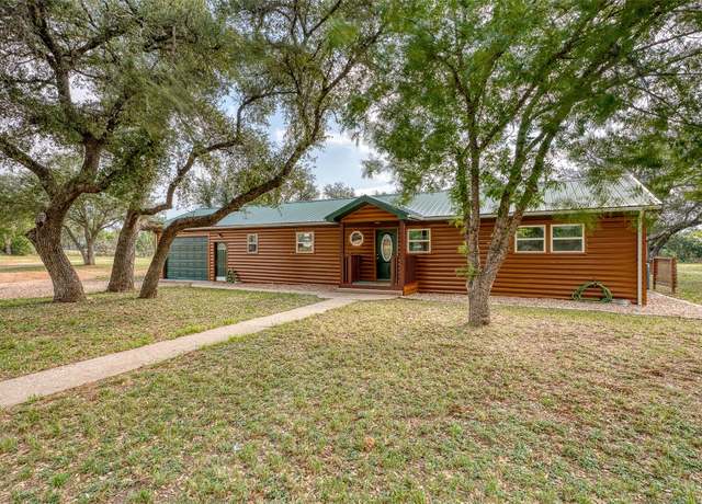 Property at 1503 Roselea Dr, Buchanan Dam, TX 78609, 3 beds, 3.5 baths