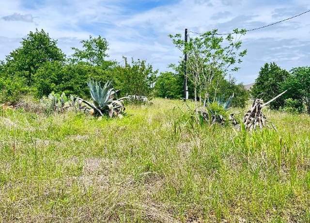Property at 126 Wild Bird Loop, Smithville, TX 78957