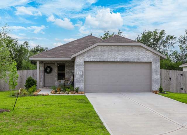 Property at 347 Riverwood Village Ln, Sealy, TX 77474, 3 beds, 2 baths