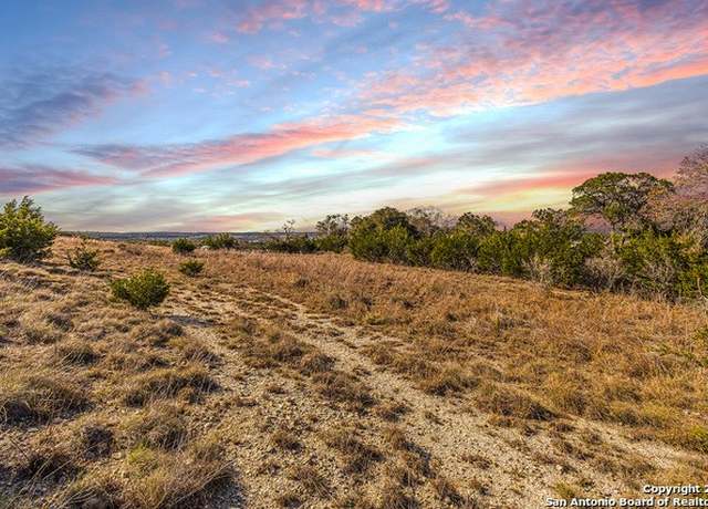 Property at 126 Riddle Rd, Spring Branch, TX 78070