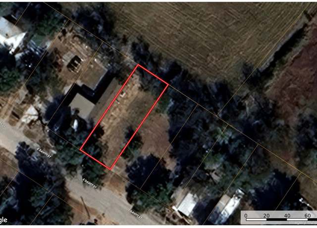 Property at 300 E Davitt St, Eagle Lake, TX 77434