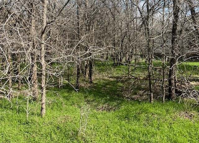 Property at 130 W Pauwela Ln, Bastrop, TX 78602