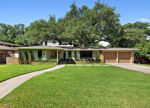 Property at 2517 Great Oaks Pkwy, Austin, TX 78756, 4 beds, 3.5 baths