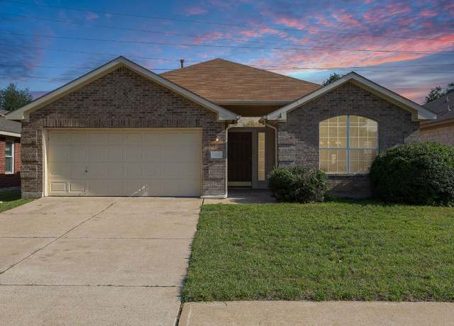 Property at 228 N Crossing Trl, Round Rock, TX 78665, 4 beds, 2 baths
