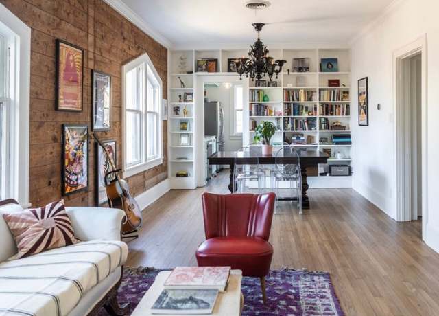 Property at 712 Harris Ave #1, Austin, TX 78705, 2 beds, 1 bath