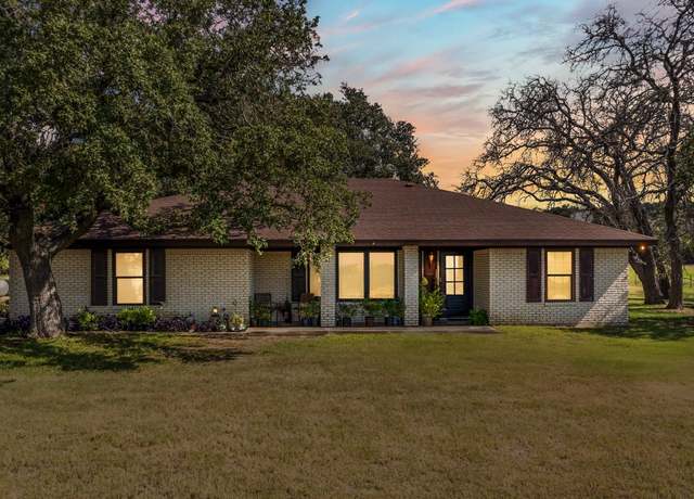 Property at 1624 W Business 190, Copperas Cove, TX 76522, 3 beds, 2 baths