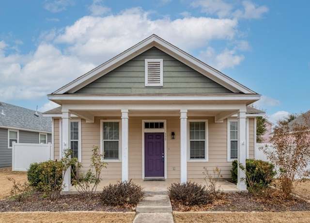 Property at 338 Newberry Trl, San Marcos, TX 78666, 3 beds, 2 baths