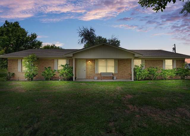 Property at 151 Windy Ln, Taylor, TX 76574, 3 beds, 2 baths