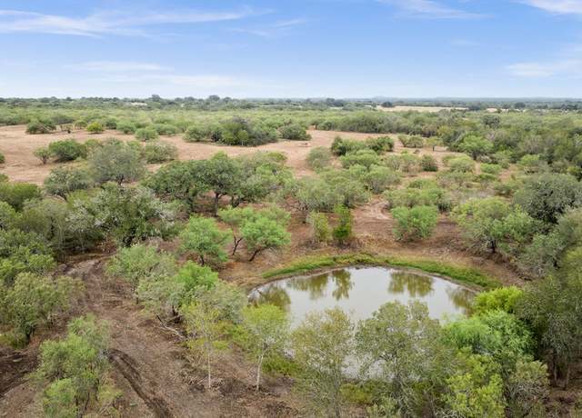 Property at 500 Cr 171, Nixon, TX 78140
