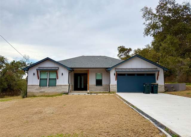Property at 900 Daviot Dr, Briarcliff, TX 78669, 3 beds, 2 baths