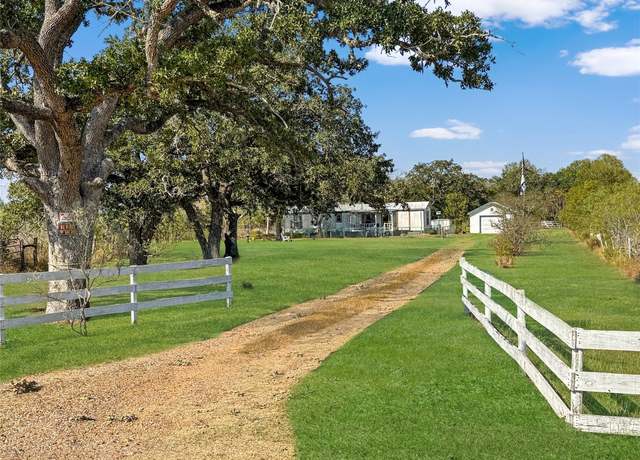 Property at 5108 Cowan Rd, Flatonia, TX 78941, 2 beds, 2 baths