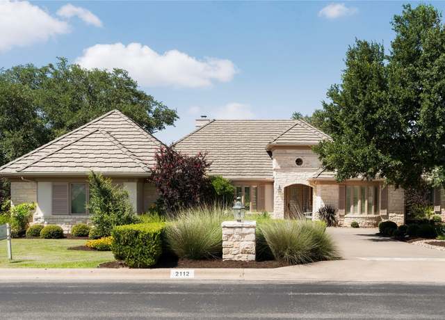 Property at 2112 Lauren Dr, Spicewood, TX 78669, 3 beds, 3.5 baths