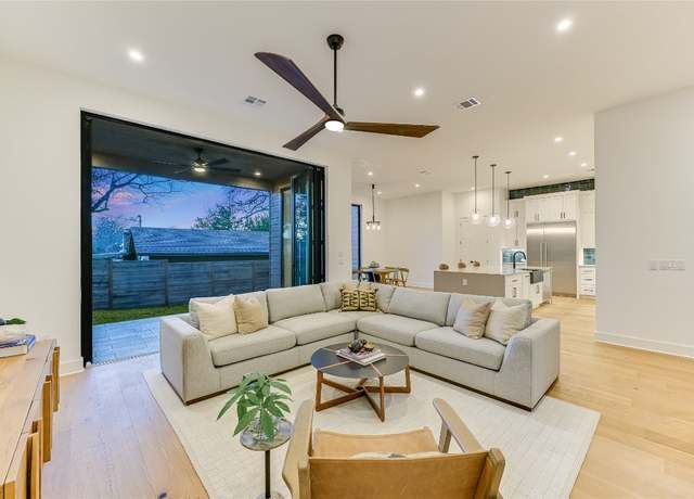Property at 2401 Trailside Dr Unit B, Austin, TX 78704, 3 beds, 2.5 baths