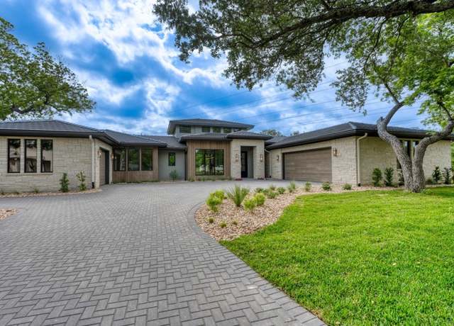 Property at 106 Edwards Cir, Horseshoe Bay, TX 78657, 3 beds, 4.5 baths