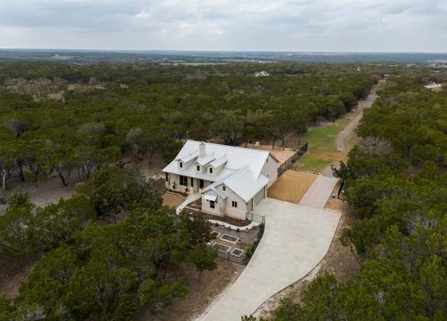 Property at 2140 Carpenter Loop, Burnet, TX 78611, 3 beds, 3 baths
