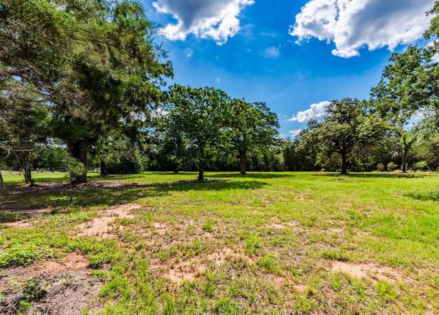 Property at 160 Radcliff Ln, Harwood, TX 78953