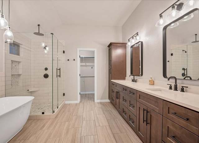 Property at 300 Speed Horse, Liberty Hill, TX 78642, 3 beds, 2 baths