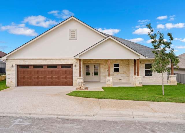 Property at 2005 Valencia Dr, Kerrville, TX 78028, 4 beds, 2 baths