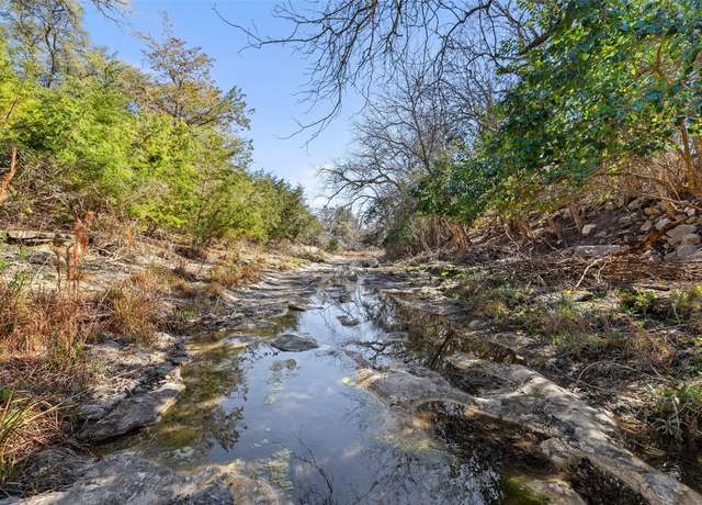 Property at 111 La Luna Dr, Blanco, TX 78606