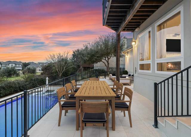Property at 10709 Pointe View Dr, Austin, TX 78738, 5 beds, 4 baths