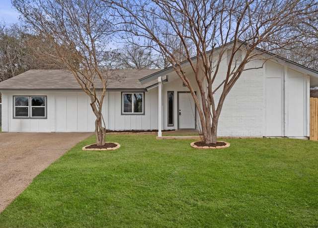 Property at 1112 Village Green Dr, Austin, TX 78753, 4 beds, 2 baths
