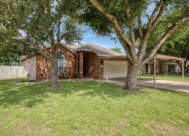 Property at 304 Lydia Ln, Thrall, TX 76578, 3 beds, 2 baths