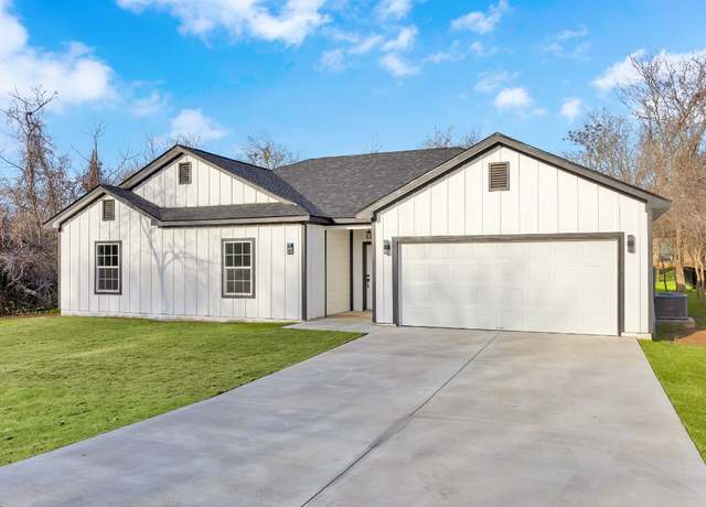 Property at 137 Puu Waa Waa Ln, Bastrop, TX 78602, 3 beds, 2 baths