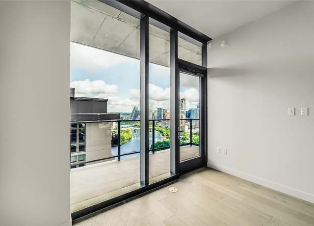 Property at 44 East Ave #2903, Austin, TX 78701, 1 bed, 1 bath