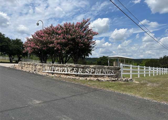 Property at 400 Sonora Dr, Bertram, TX 78605