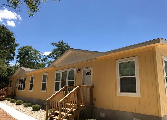 Property at 320 Mill St, San Marcos, TX 78666, 6 beds, 4 baths