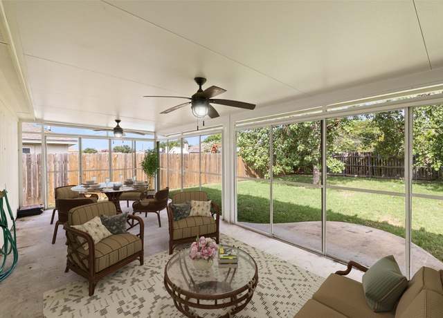 Property at 1706 Wood Creek Dr, Temple, TX 76502, 3 beds, 2 baths